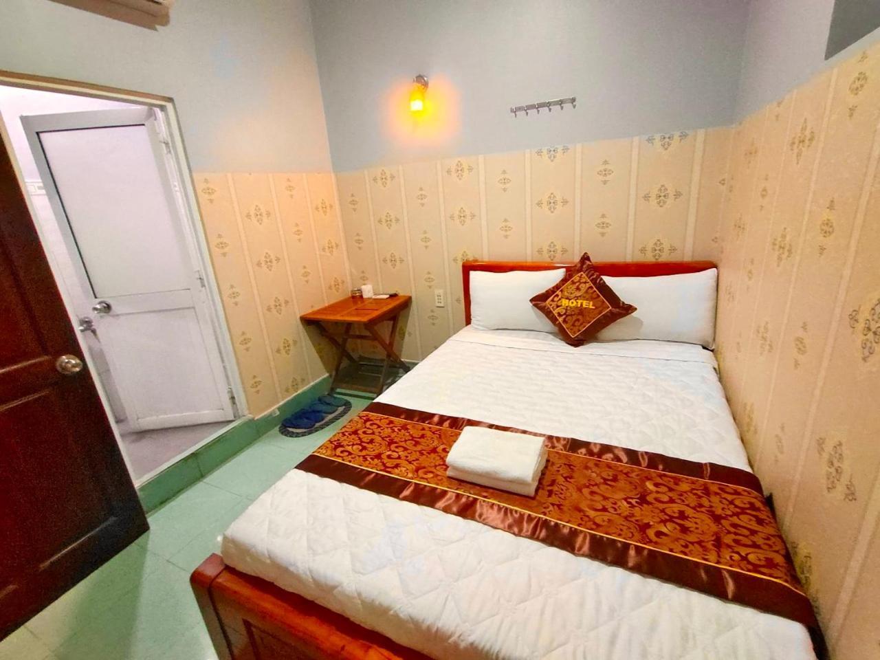 Nhu Quynh Hotel Hcm Хошимин Экстерьер фото