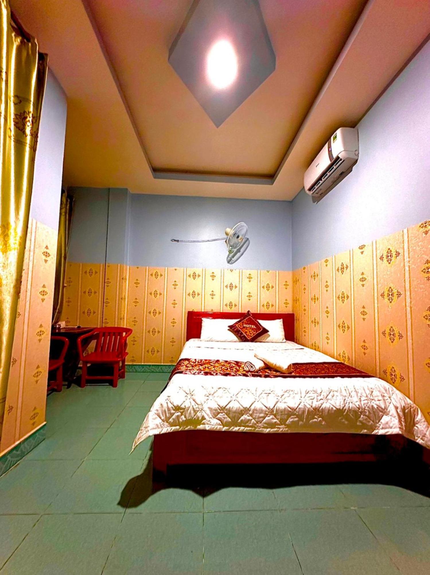 Nhu Quynh Hotel Hcm Хошимин Экстерьер фото